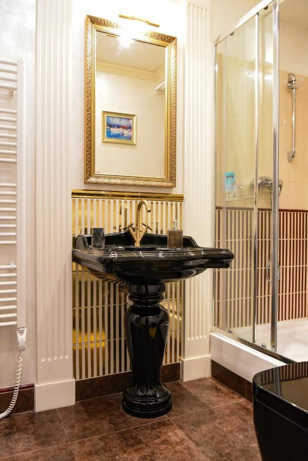 Rose Apartment Marianske Lazne Bagian luar foto