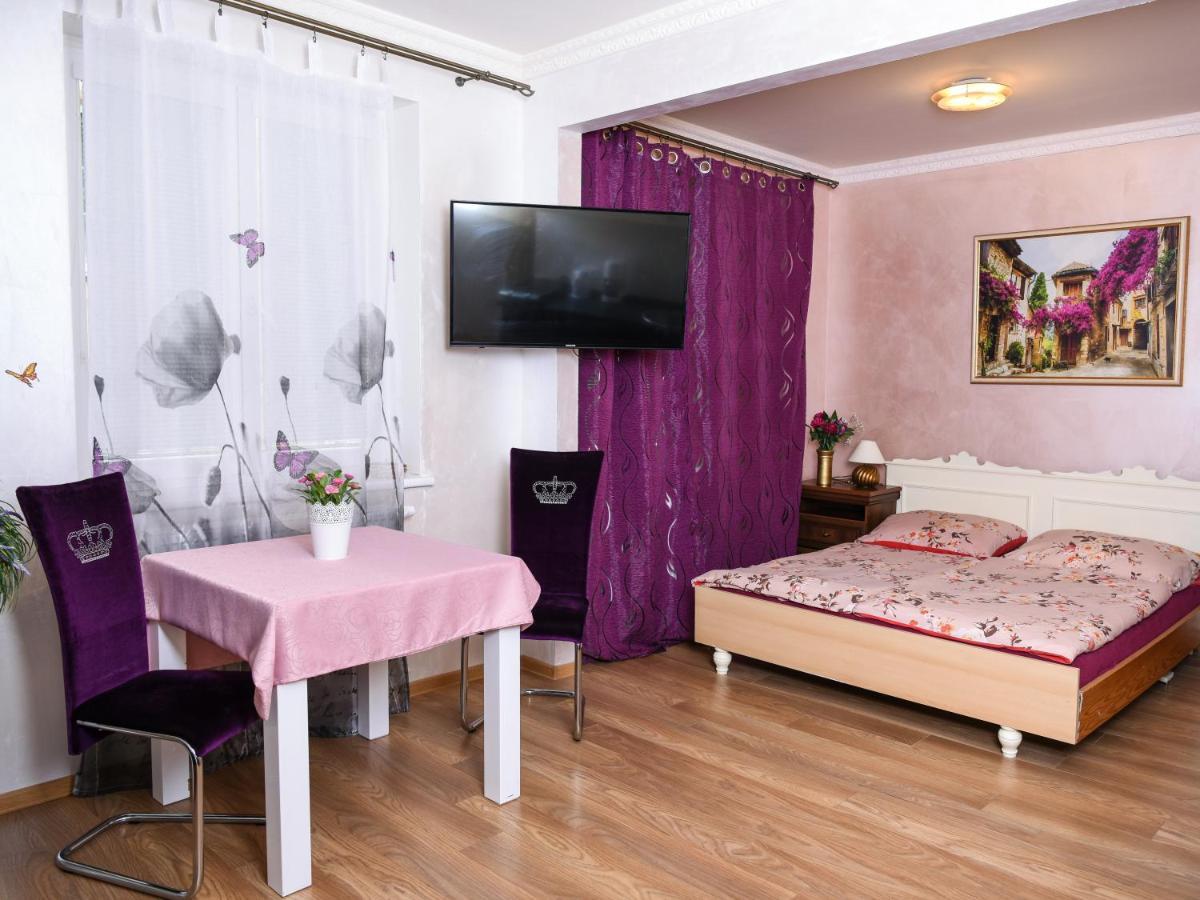 Rose Apartment Marianske Lazne Bagian luar foto